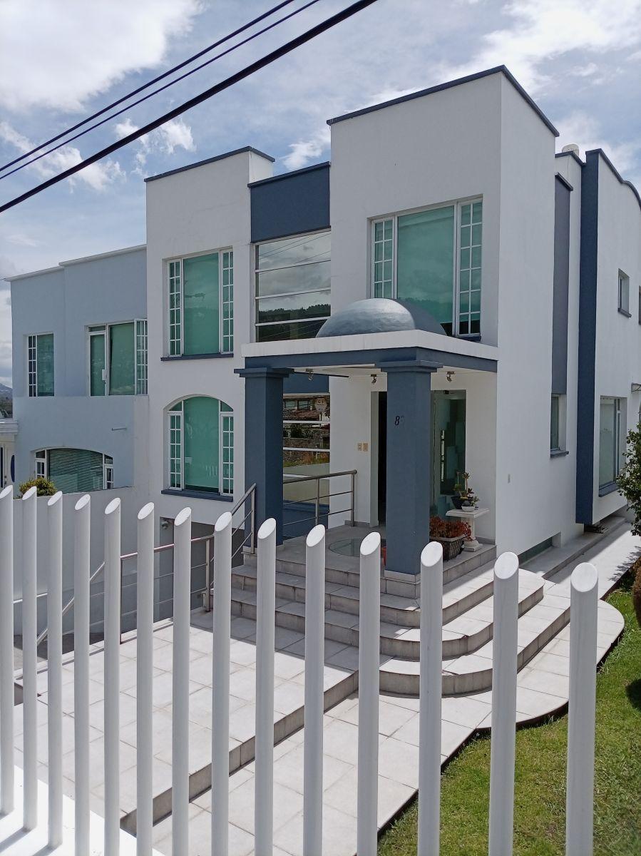 Casa con 3 Recámaras en Venta en Cumbayá, 315 m² de Terreno — imagen 7