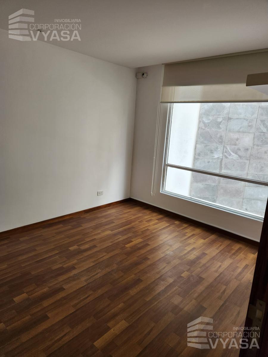 González Suárez - Coruña, Exclusivo Departamento en Venta de 130 m² — imagen 4
