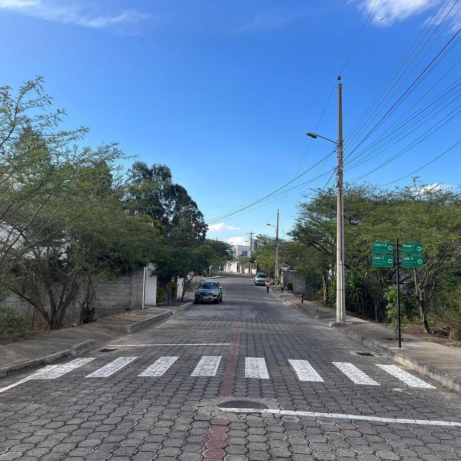 Lote de Venta 500 m a 6 Minutos de Cumbaya Vía Nayon Urbanizacion Privada Seguridad 24/7 — imagen 6