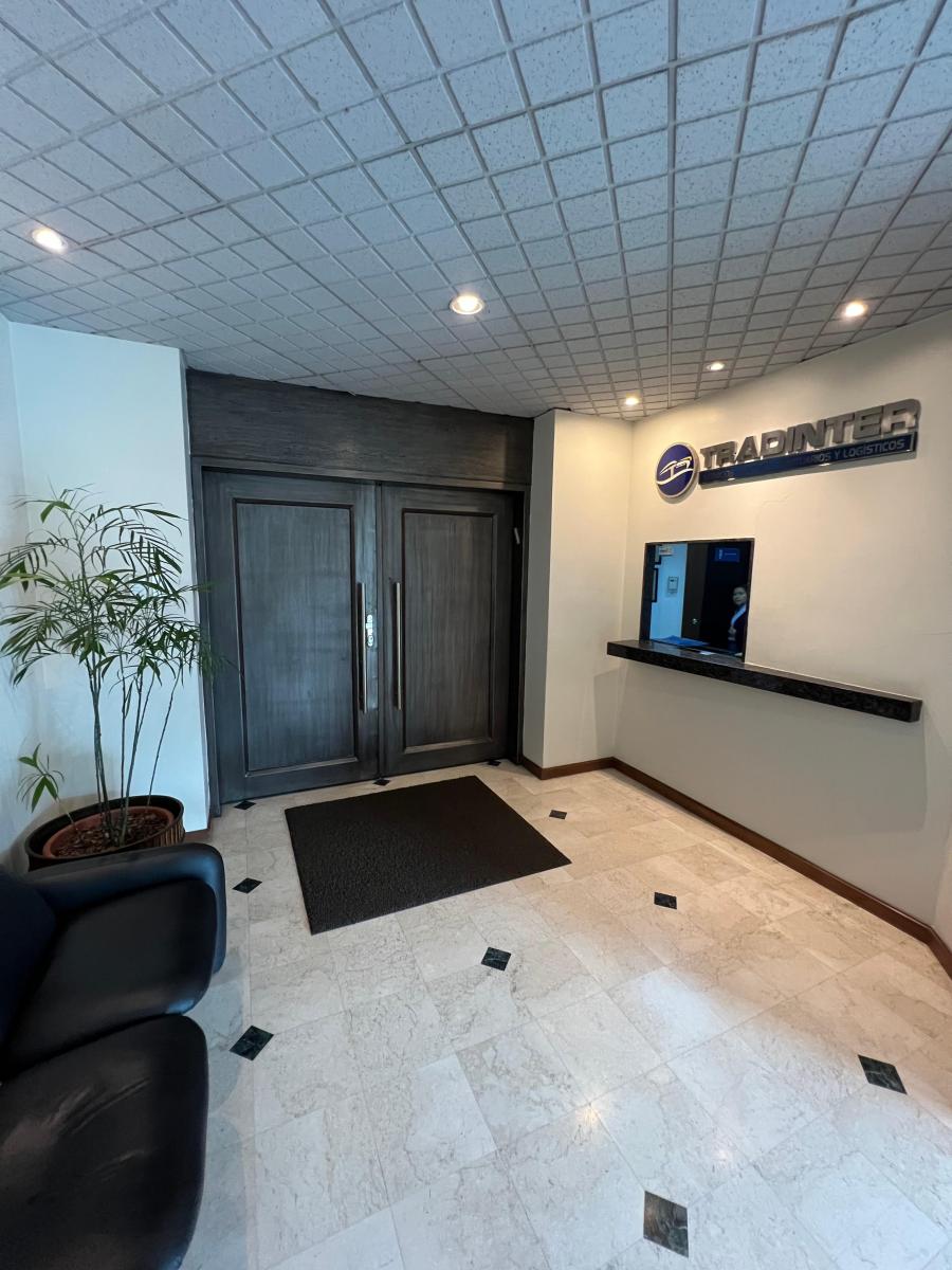 Se Vende Elegante Oficina Frente Albán Borja, Km 2 Ave Carlos Julio Arosemena!, Guayas — imagen 6