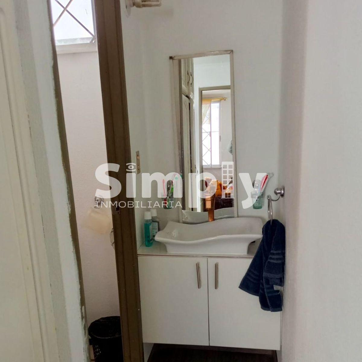 Casa de 2 Plantas, 3 Dorm., 2 Baños, 1 Parqueadero, Bodega Dentro de Conjunto, Calderón — imagen 2