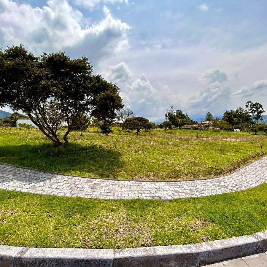 Tumbaco Terreno Dentro de Urbanización La Morita 2 — imagen 3