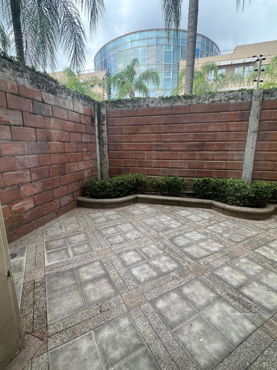 Departamento de 147 m² con 2 Habitaciones en Venta y Alquiler en Samborondón, Guayas — imagen 2