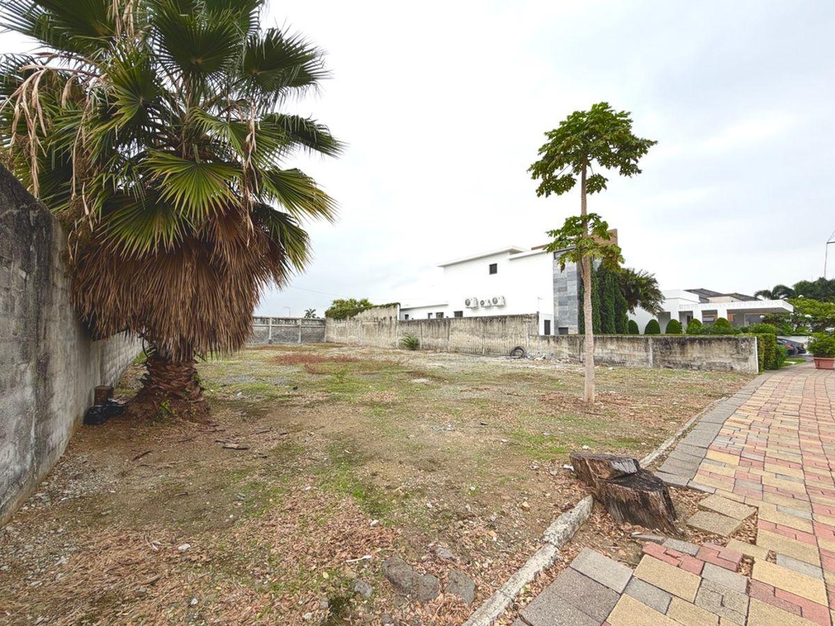 Terreno de Lujo en Urb. Biblos: El Escenario Para Tu Proyecto de Vida, Guayas — imagen 5