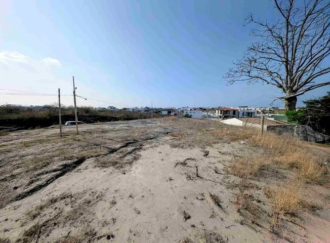 Terreno en venta en Manta — imagen 3