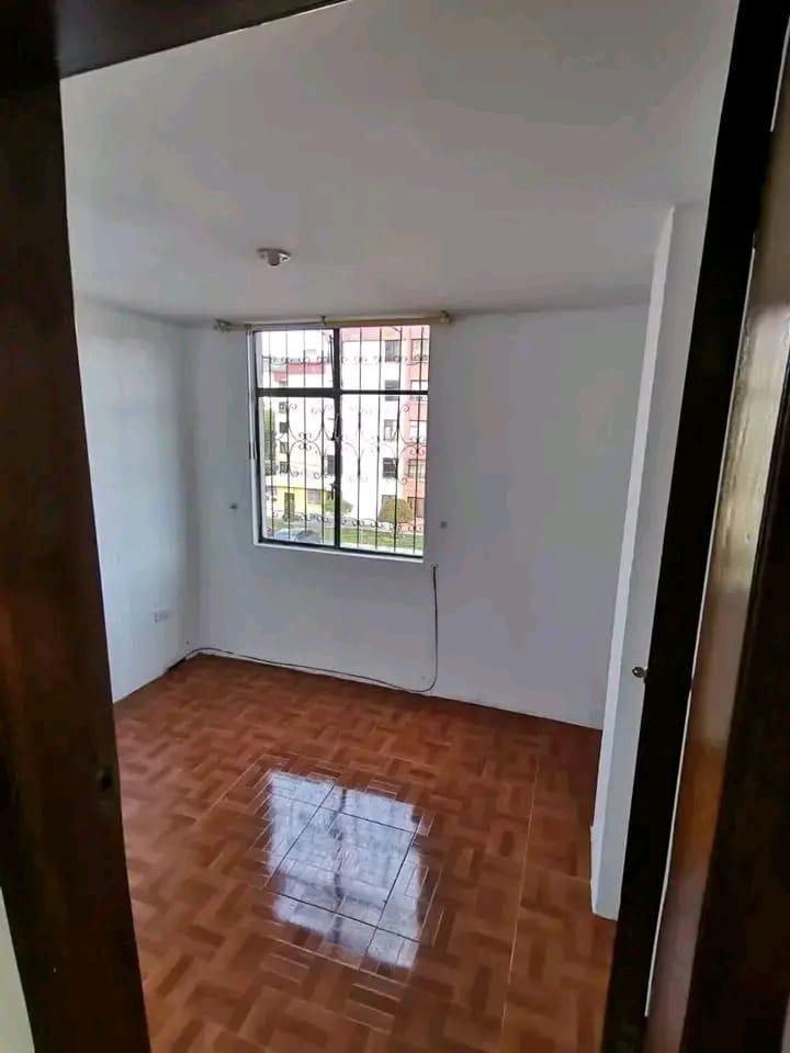 Departamento en Venta con Parqueadero en El Sector de en Solanda — imagen 3