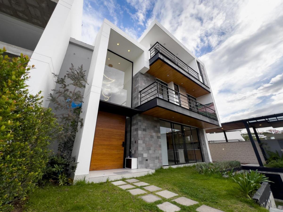 Vendo Casa 171 m² Moderna a Estrenar, Muy Luminosa Soleada, Seguridad, Vistas, 264 m² en Total — imagen 8