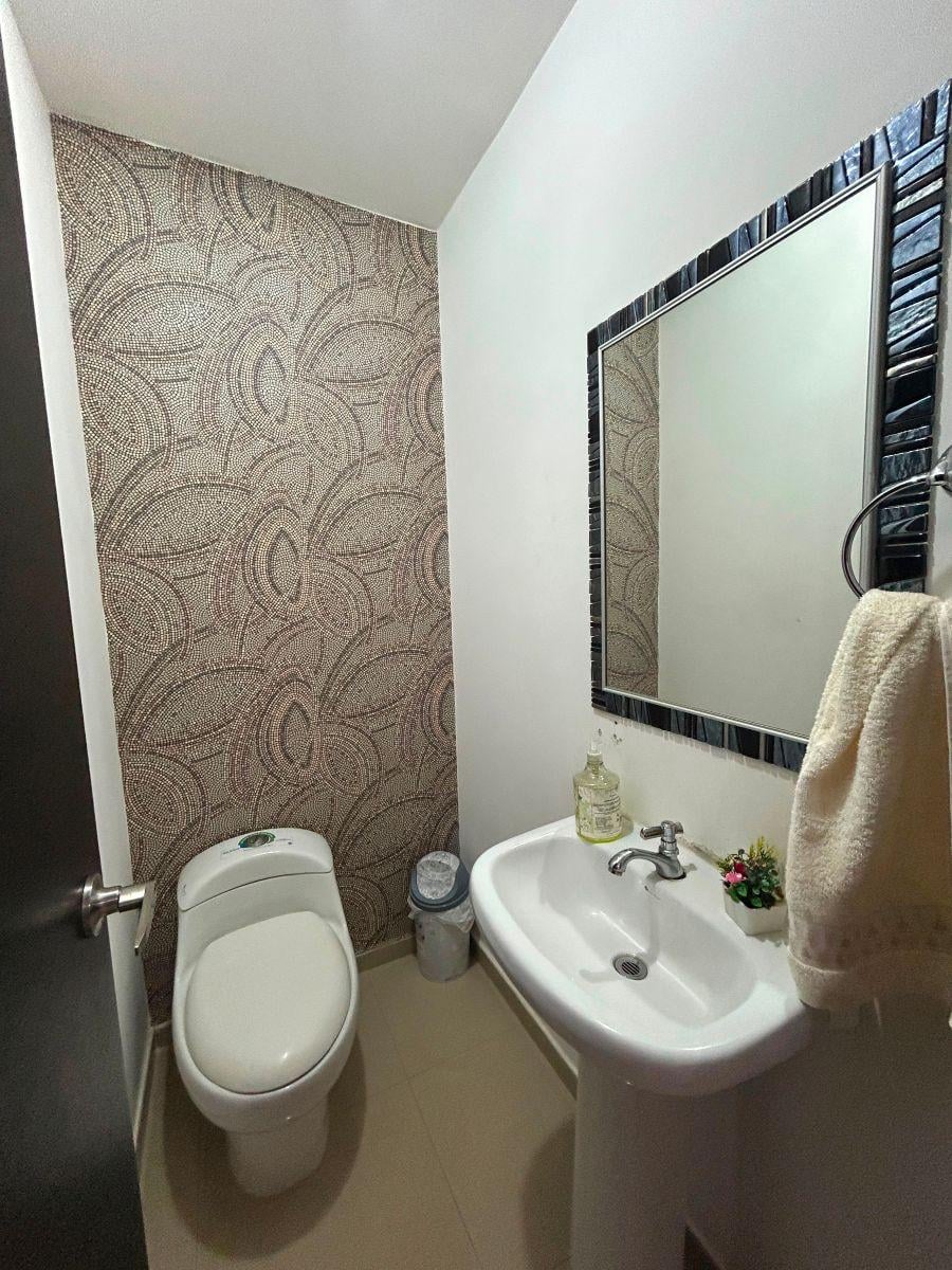 Casa en Venta Urb. Napoli - Vía a Salitre - 4 Dorm., Guayas — imagen 5