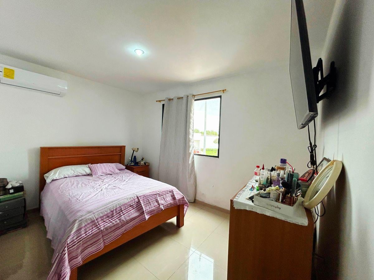 Casa en Venta Urb. Napoli - Vía a Salitre - 4 Dorm., Guayas — imagen 4