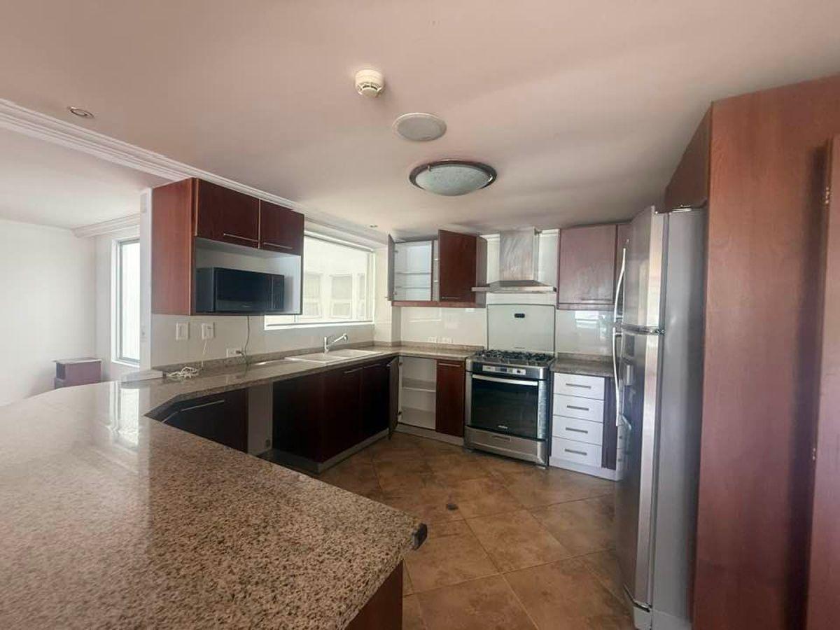 Venta Departamento Sector Monteserrin - — imagen 3