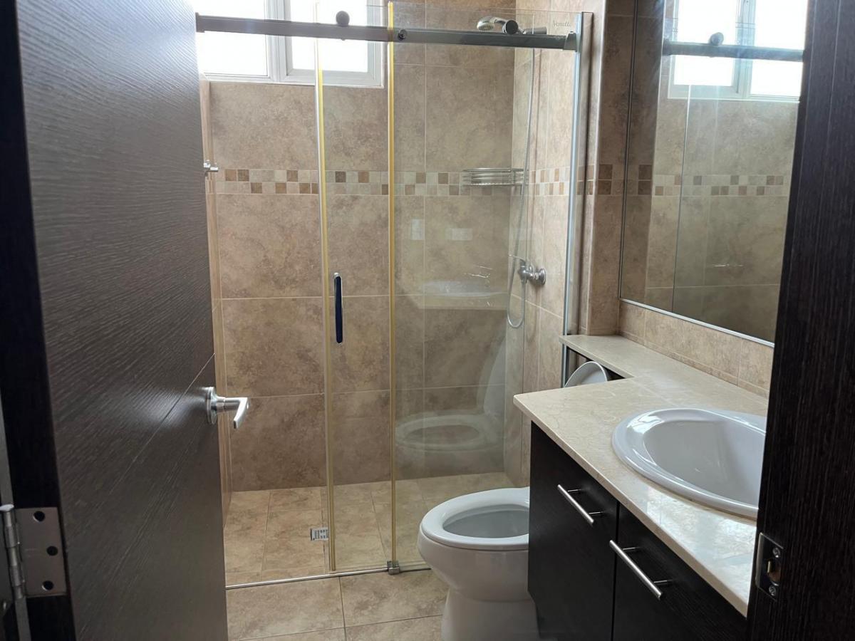 Vendo Lujoso Dpto 3 Dor Sector Santa Lucia Cumbaya — imagen 7