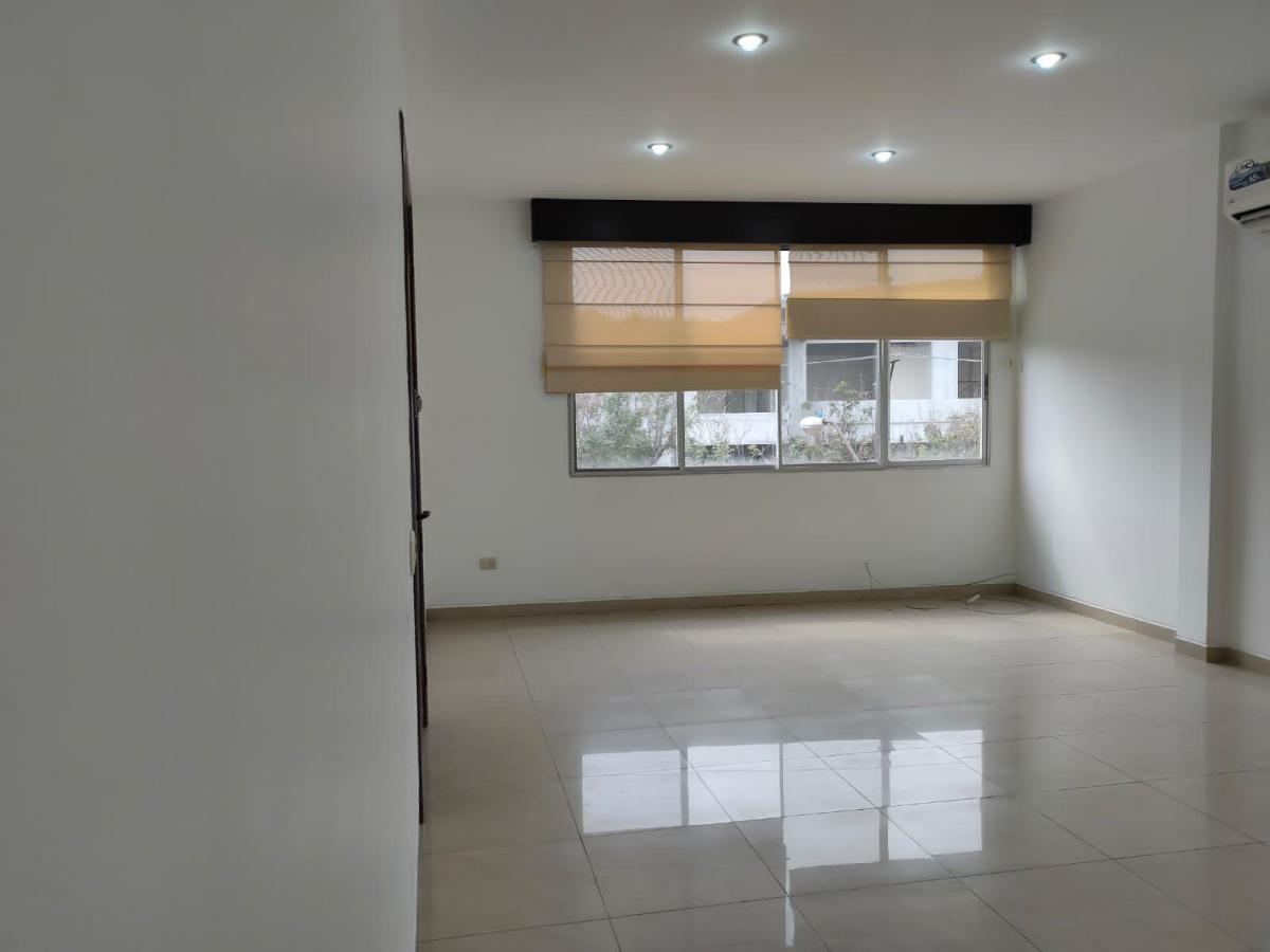 Departamento de Venta en Kennedy Norte, 1 Parqueo Cerrado, 2 Dorm., Guayas — imagen 8