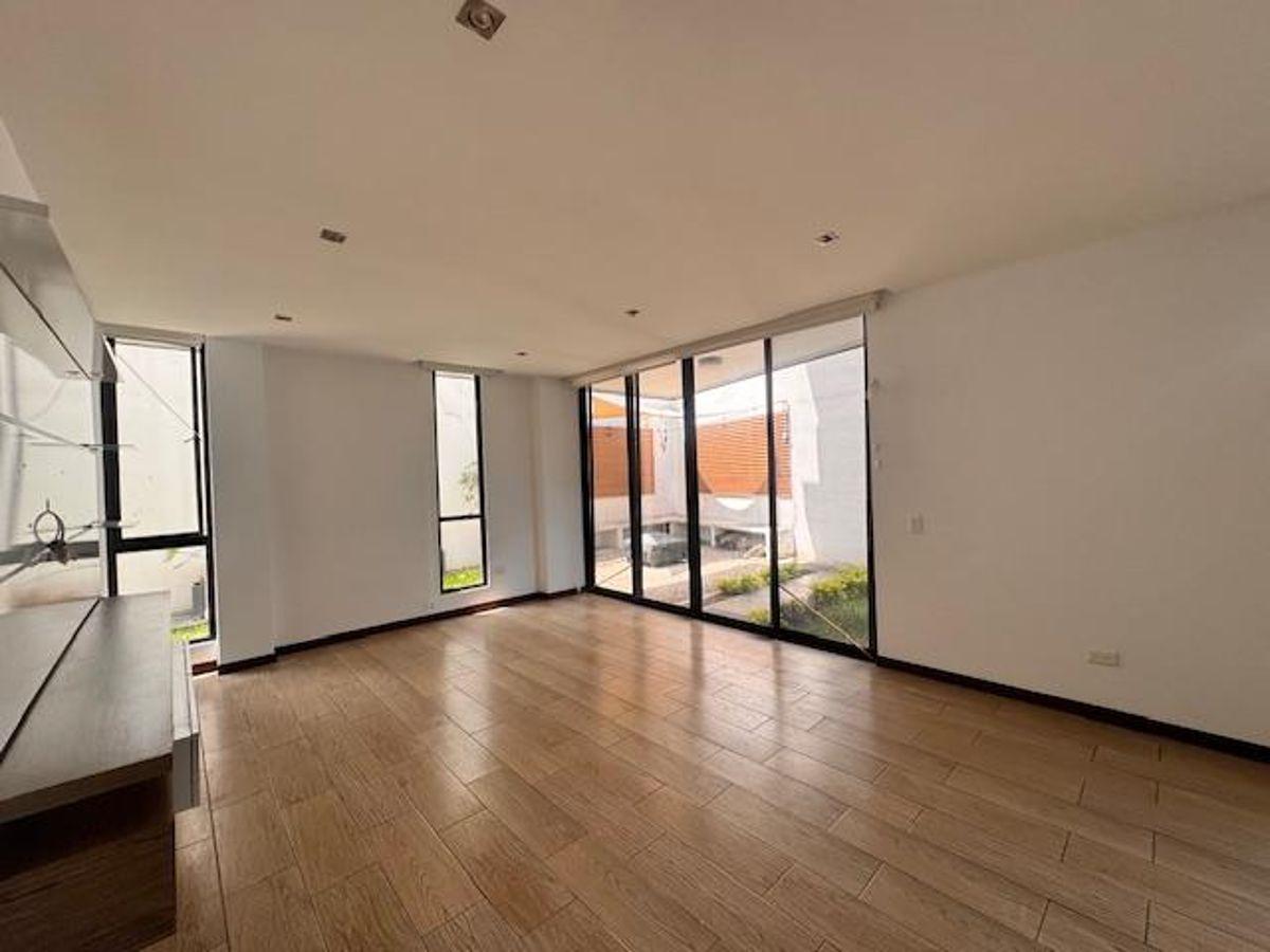 Departamento de Venta en San Juan de Cumbayá — imagen 10
