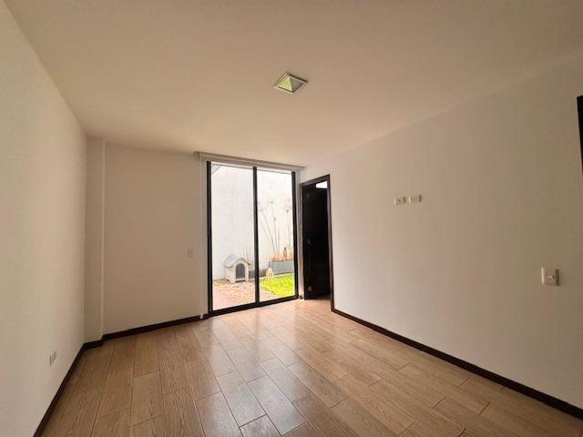 Departamento de Venta en San Juan de Cumbayá — imagen 4