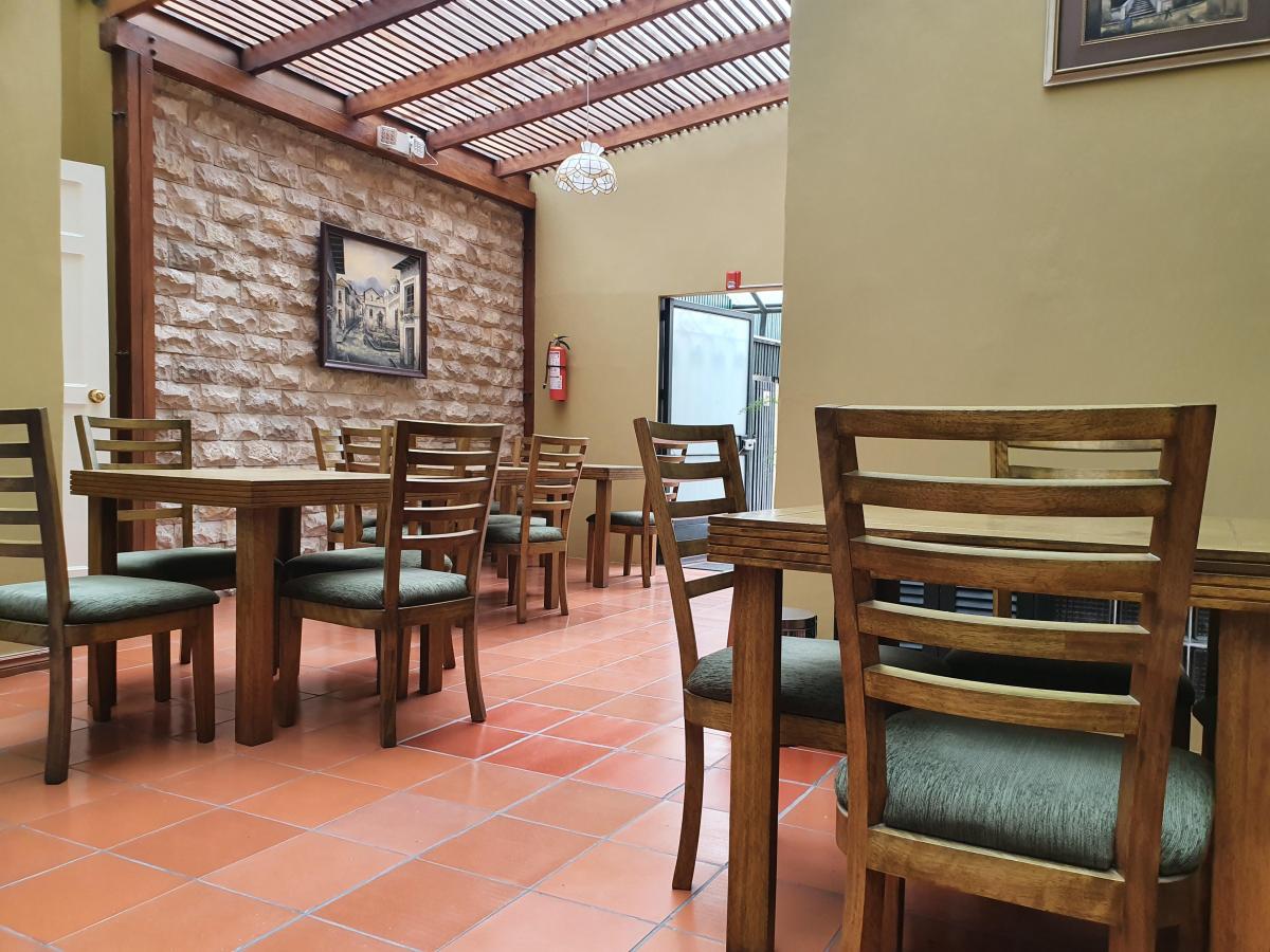 Amplia Casa en Venta Ideal Para Oficinas Sector Comercial en Quito La Mariscal — imagen 8
