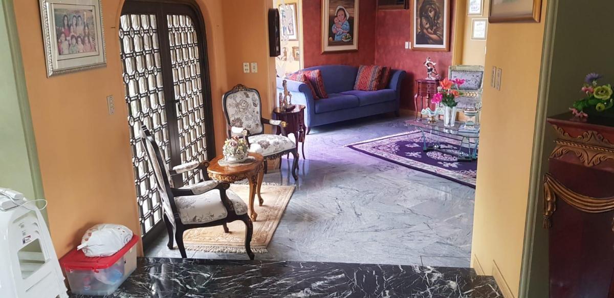 En Venta Casa en Los Ceibos de 5 Habitaciones - Mae. Recalde, Guayas — imagen 6
