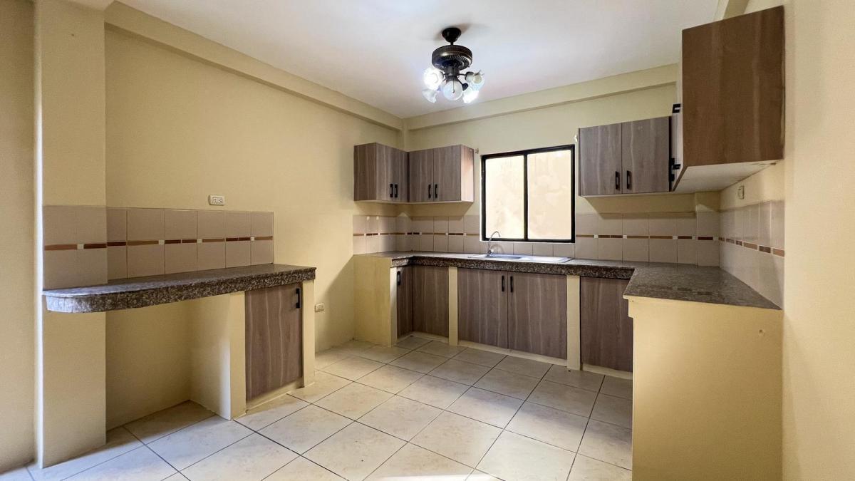 Casa de Venta en Villa Club, Etapa Floral, Guayas — imagen 7
