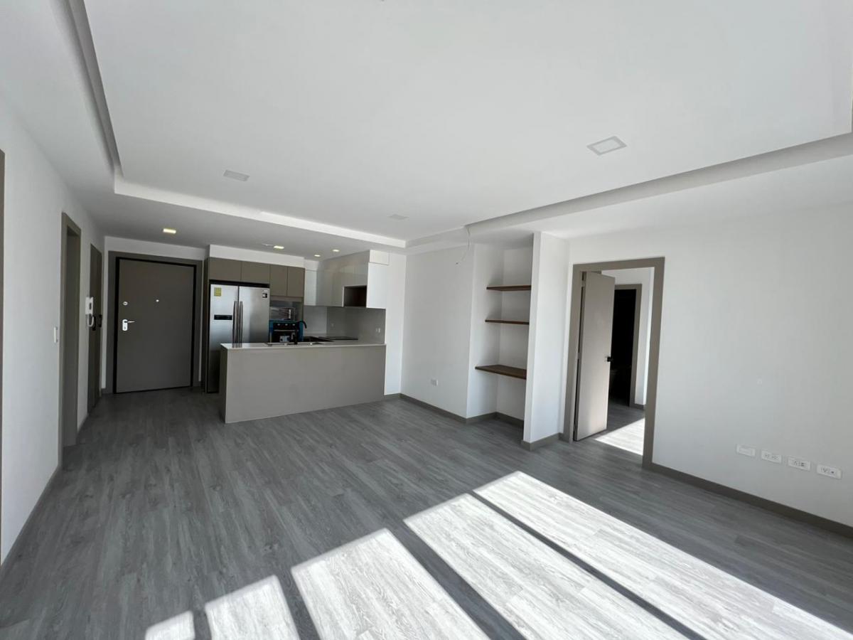Sector Gonzalez Suarez, en Venta Dpto 2d de 101 con Balcon y Linea Blanca (Mv) — imagen 2