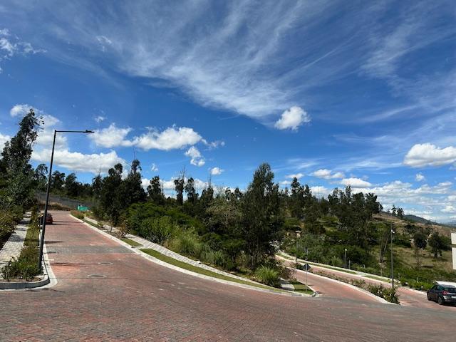 Vendo 2 Terrenos en Urbanización Privada, Sector Collaqui - Tumbaco — imagen 9