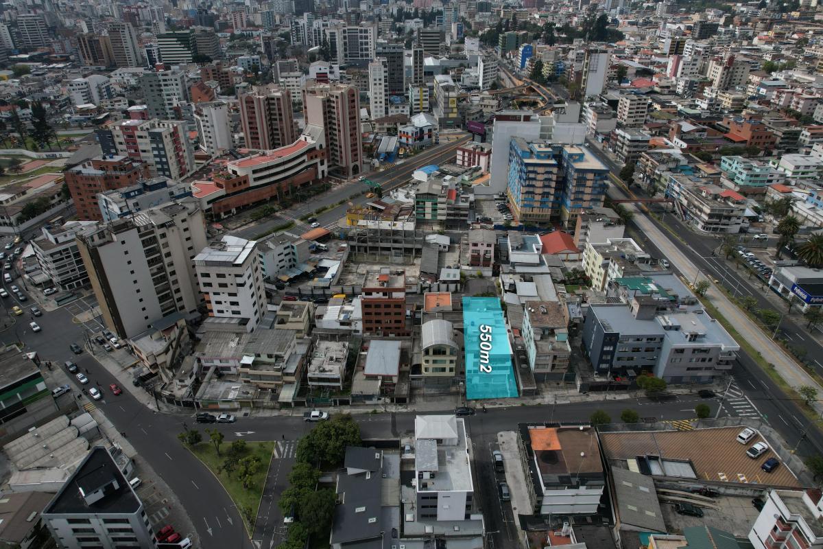 Constructores Vendo Terreno - Ubicación Estratégica — imagen 5