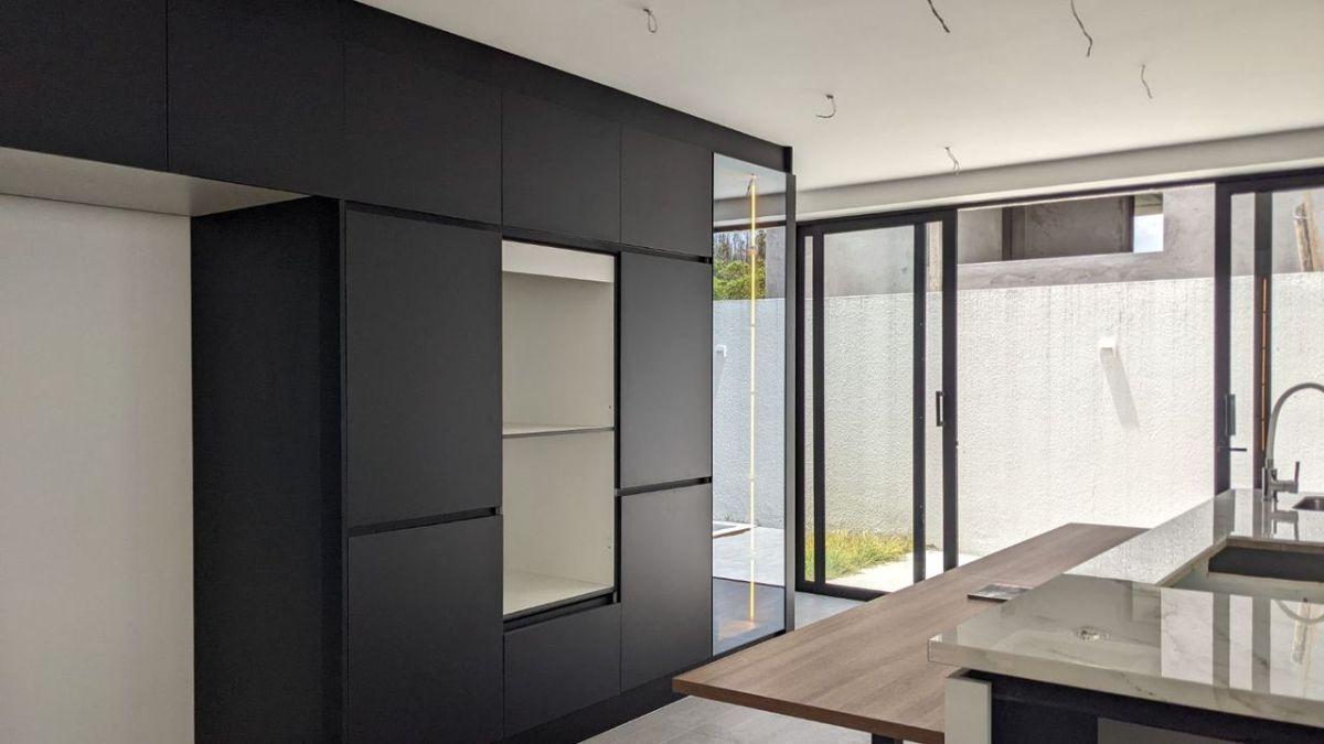 Venta Casa con Piscina en Nayon — imagen 8