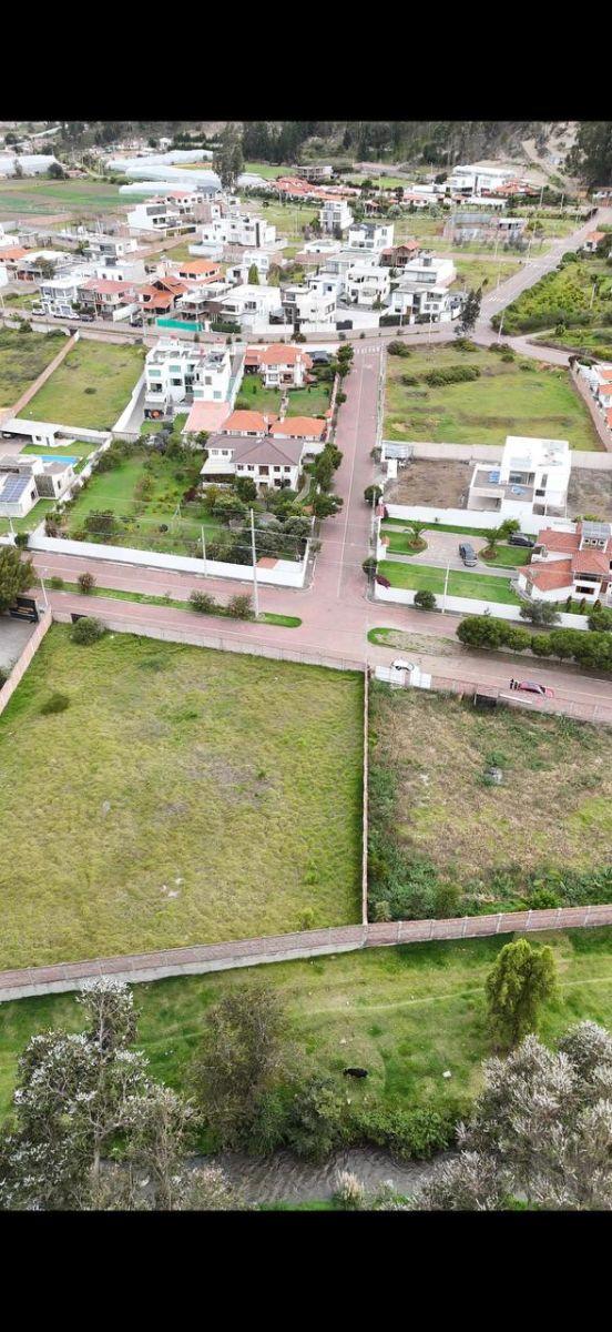 Terreno Premium de 2045 m² en Ricpamba - Zona de Alta Plusvalía, Chimborazo — imagen 4