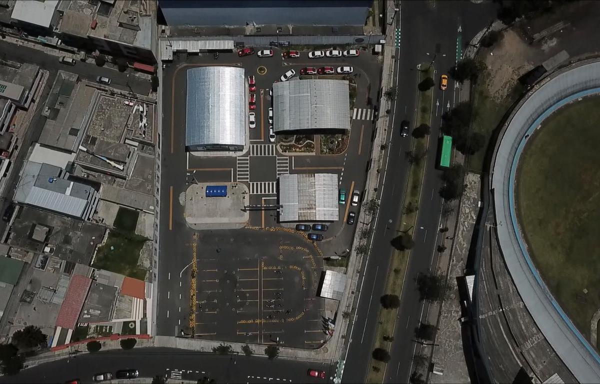 Terreno Esquinero de Venta en La Vicentina 4.062 m² Sector La Floresta Rentero — imagen 8
