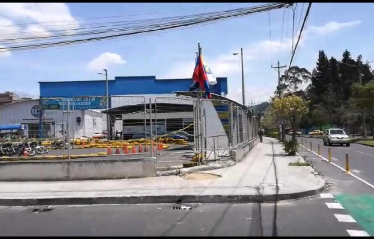Terreno Esquinero de Venta en La Vicentina 4.062 m² Sector La Floresta Rentero — imagen 6