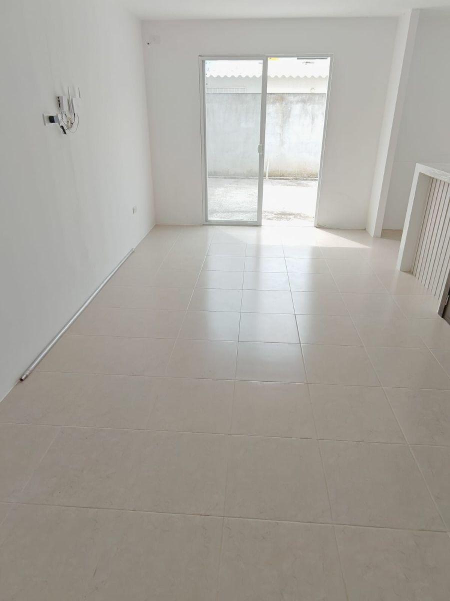 Venta Casa de Estreno Remodelada | 3 Dorm. | Paseo del Sol 3 | Vía a La Costa (Wy), Guayas — imagen 7