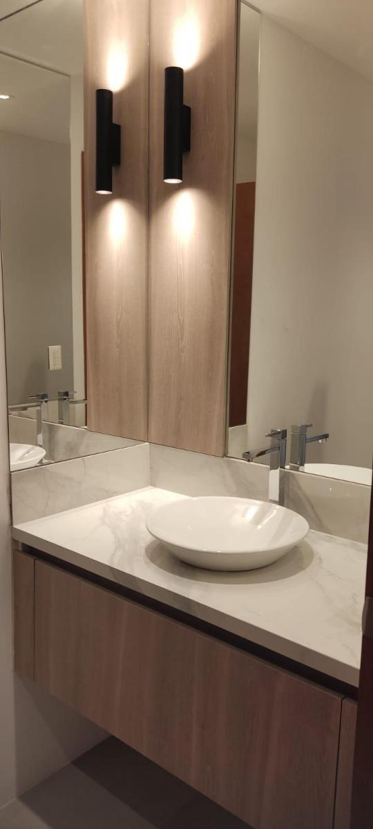 Isla Mocolí Vendo Moderno Departamento de Estreno con Ascensor, Guayas — imagen 7