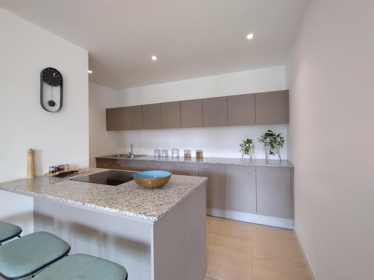 Venta Departamento con Vista 2 Dorm. y Balcón - Cumbayá — imagen 9