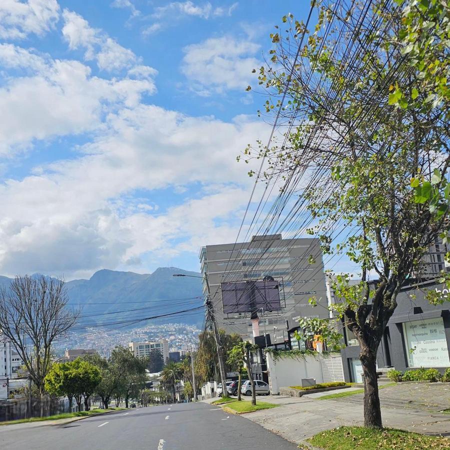 Casa Comercial en Venta, Sector Gonzalez Suarez. Provincia de Pichincha — imagen 7