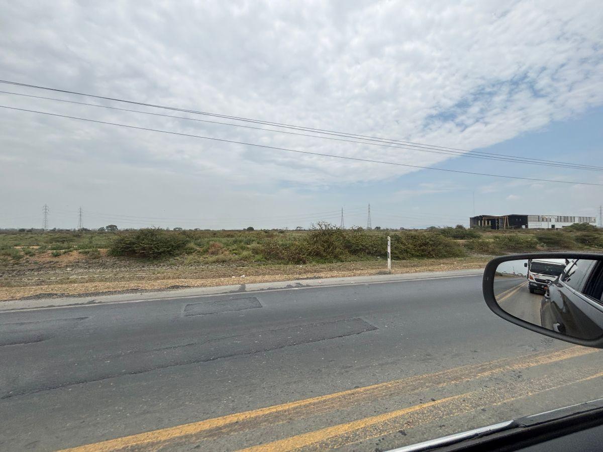 Terreno Via Samborondón - El Pan 12 y 6 Hectáreas Industrial Comercial Frente Centros Numa y Zentra, Guayas — imagen 6