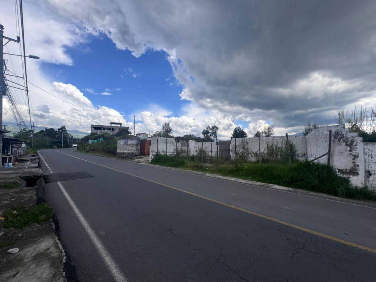 Vendo Terreno 17900 m² en Alangasi - Valle de Los Chillos — imagen 9