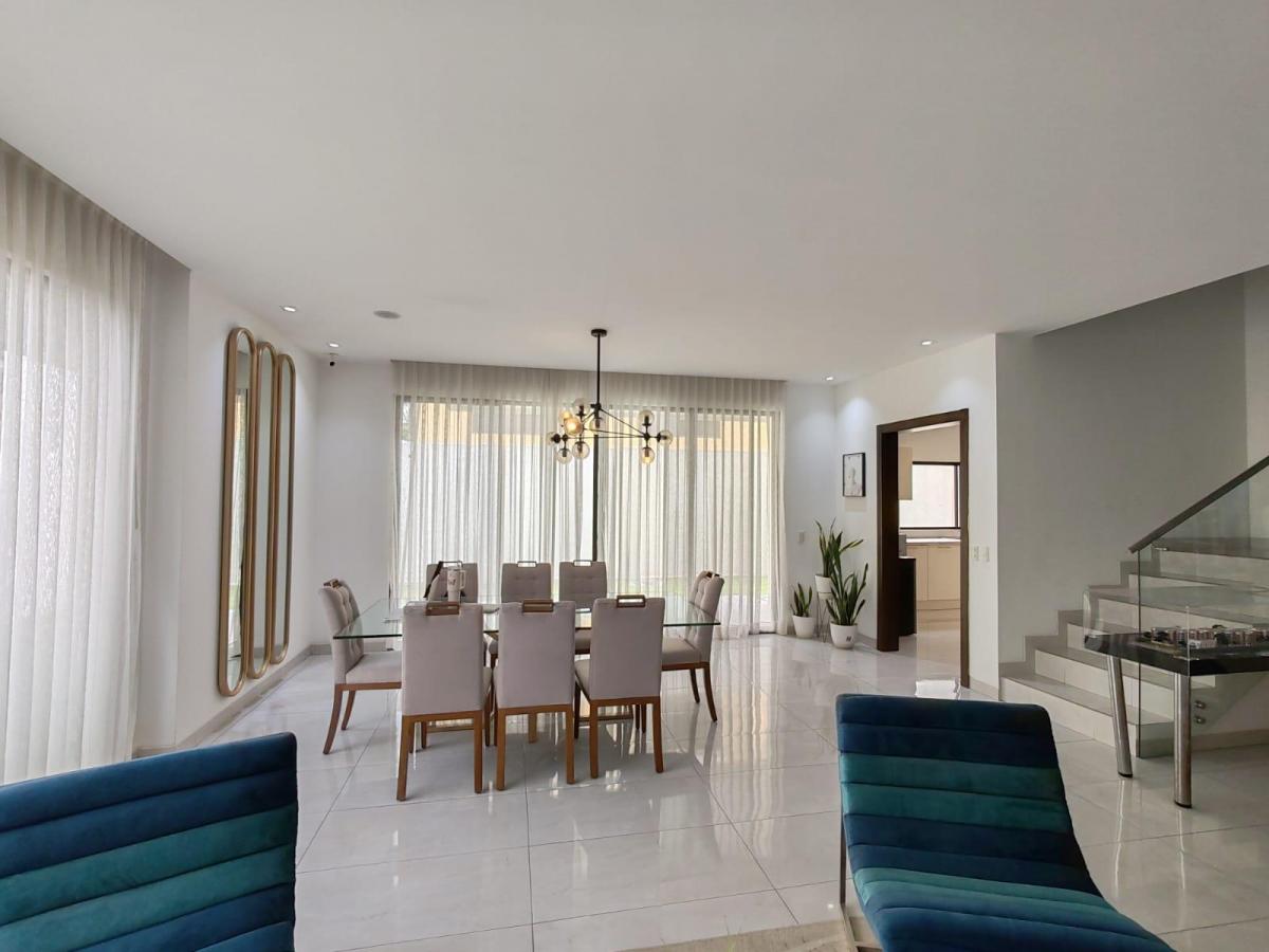 Venta Casa de Estreno - Km 3 Vía a Samborondón - Acabados de Lujo (W. L), Guayas — imagen 9