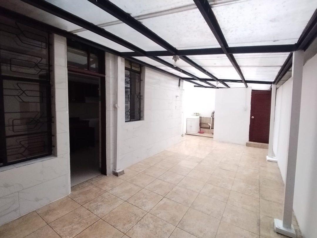 Venta Departamento / Av 10 de Agosto — imagen 3