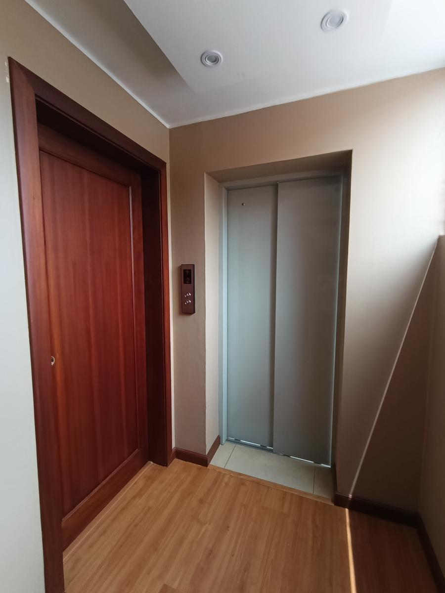 Vendo Expectacular Departamento3 Dorm. con Terraza 85 m² Parqueos 2 — imagen 10