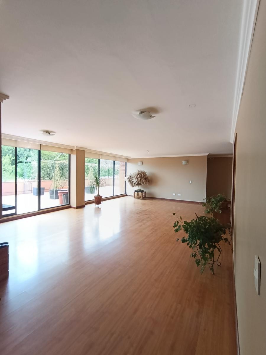 Vendo Expectacular Departamento3 Dorm. con Terraza 85 m² Parqueos 2 — imagen 7