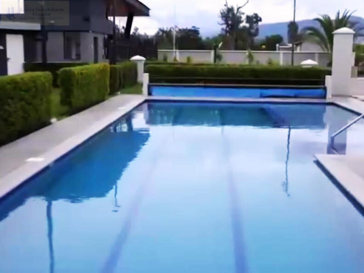 Terreno en Venta Plaza Hilacril - Tumbaco en Exclusiva Urbanización — imagen 4