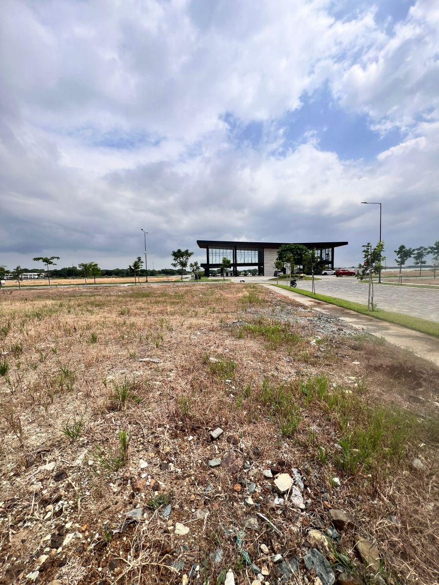En Venta Lindo Terreno Esquinero Al Canal en “moriah” Isla Mocoli ", Samborondon Km. 6 - 600 m², Guayas — imagen 7