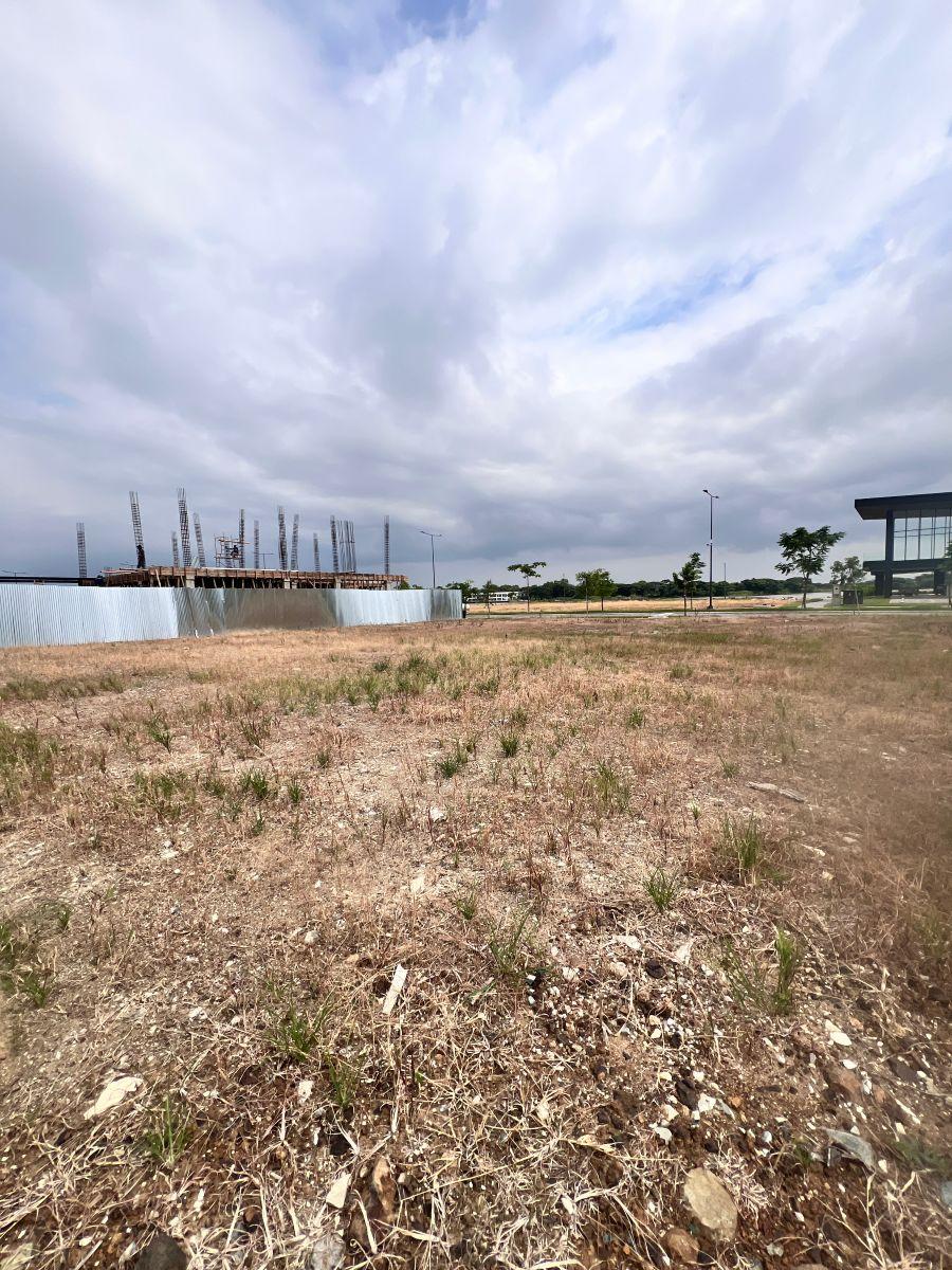 En Venta Lindo Terreno Esquinero Al Canal en “moriah” Isla Mocoli ", Samborondon Km. 6 - 600 m², Guayas — imagen 6