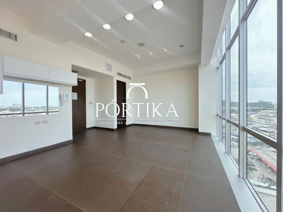 Venta Oficina - Edificio Blue Towers - Kennedy Norte, Guayas — imagen 10