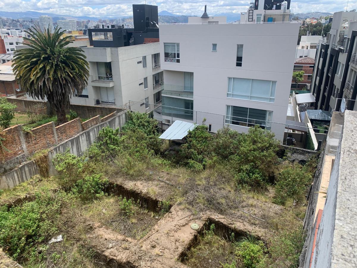Vendo Terreno Quito Tenis 730 m 380.000 Dólares Mm — imagen 6