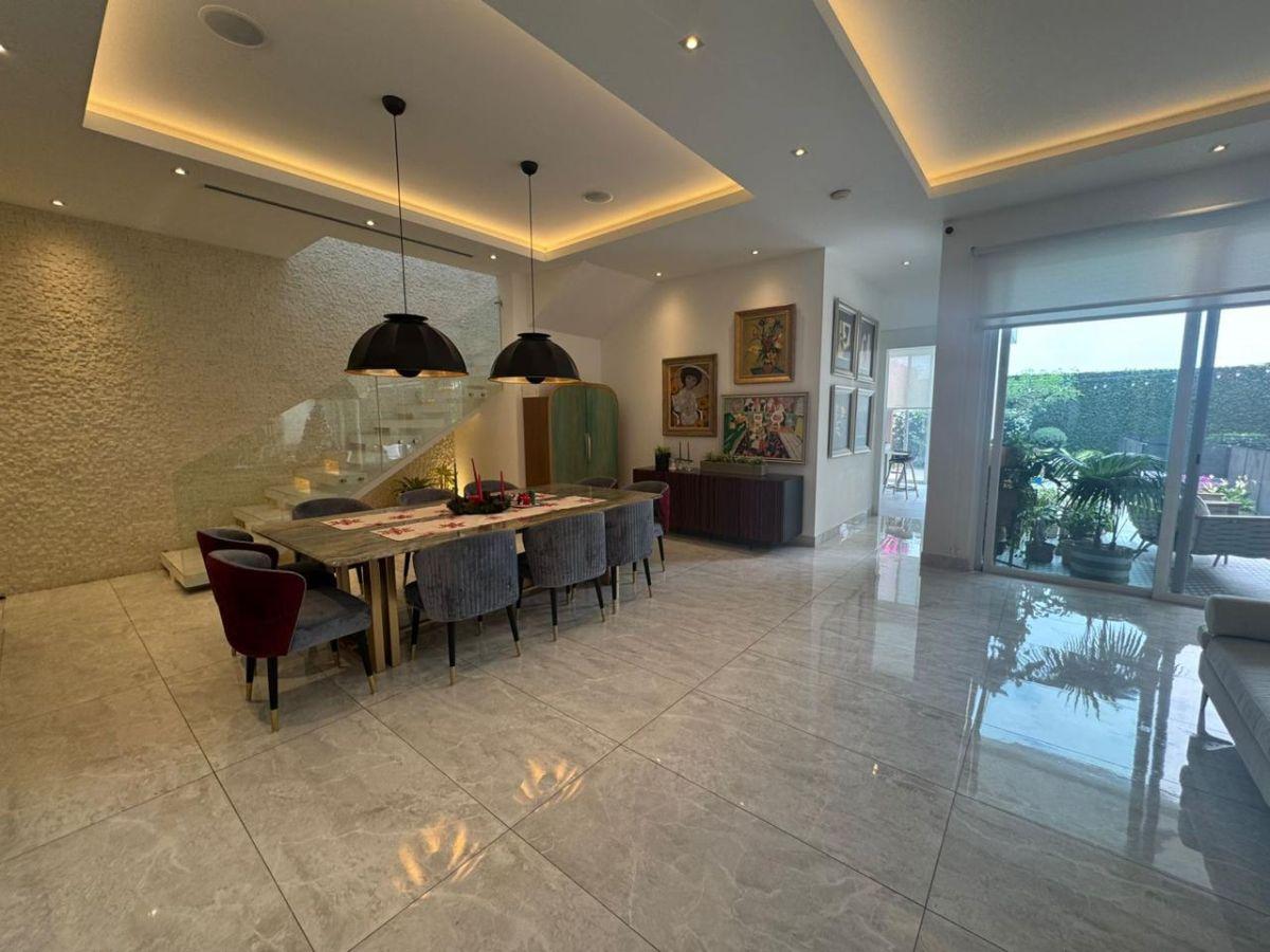 Casa de 450 m² con 4 Dorm. en Venta en Samborondón, Mocoli Nuieva, Guayas — imagen 10