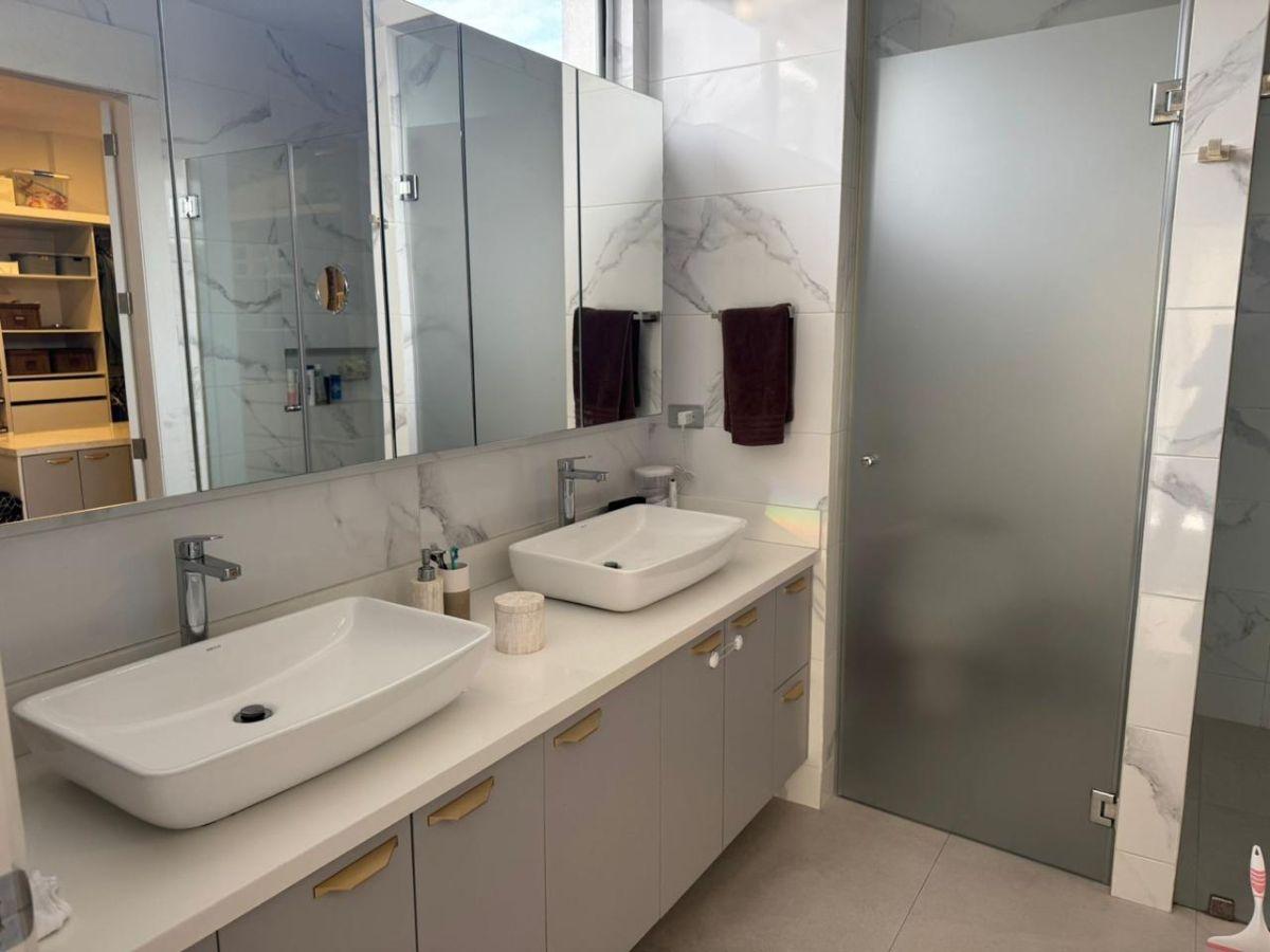 Casa de 450 m² con 4 Dorm. en Venta en Samborondón, Mocoli Nuieva, Guayas — imagen 7