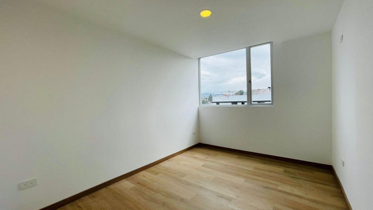 Venta Departamento 2 Hab a Estrenar, Urb Matovelle - La Kennedy — imagen 4