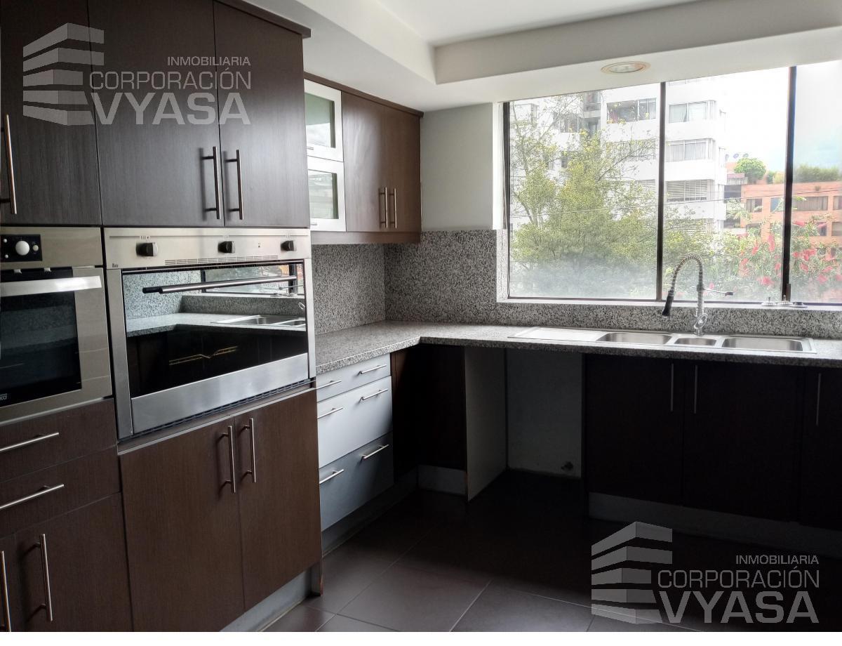 González Suárez - Amplio Departamento de Venta 322.40 m² — imagen 7