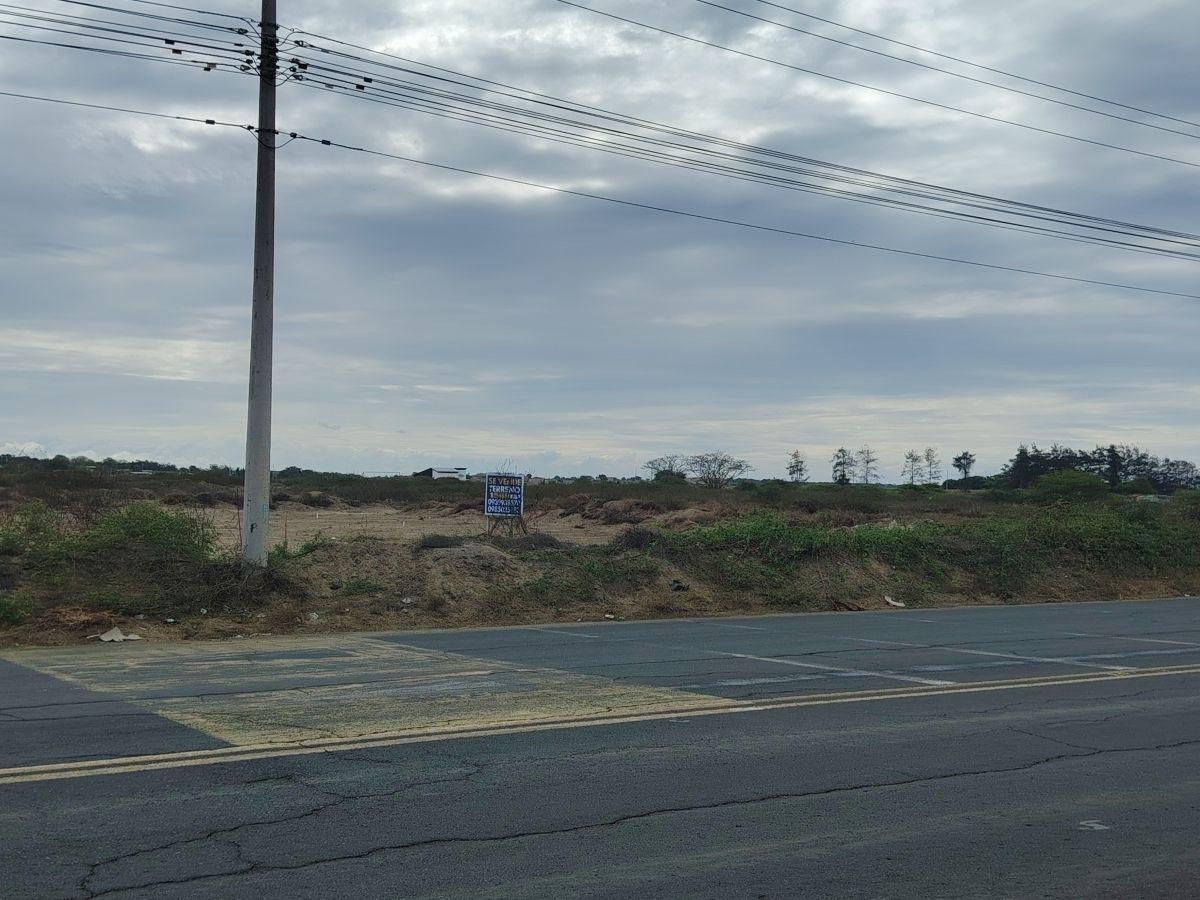 Vendo Terreno Esquinero de 1500 m² en La Via Principal de Punta Carnero Salinas — imagen 9