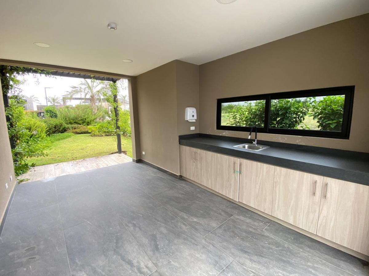 Puembo: Lote de 630 m² Cos 50 - 100%. Piscina, Bbq. Excelente Entorno — imagen 9