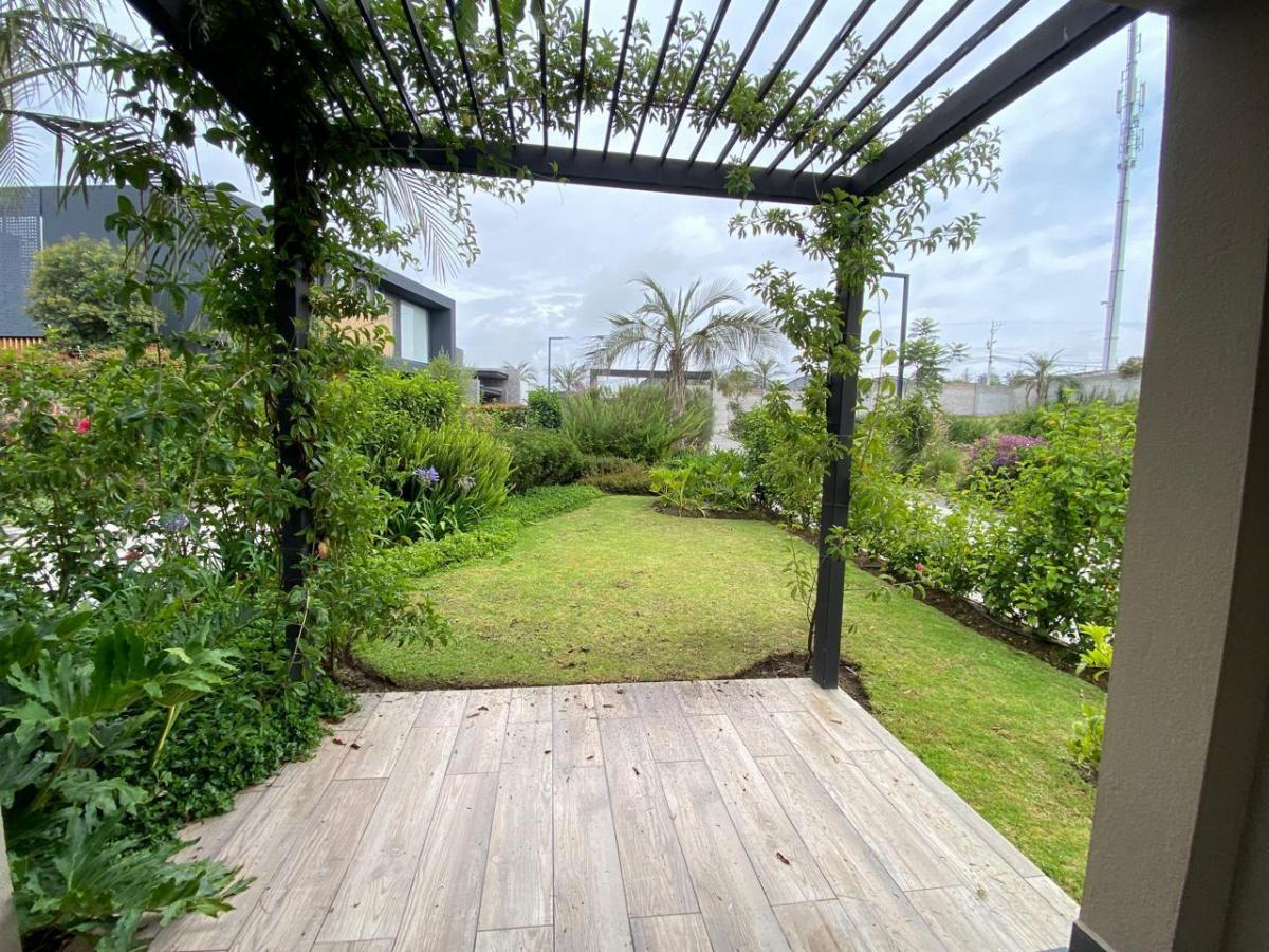 Puembo: Lote de 630 m² Cos 50 - 100%. Piscina, Bbq. Excelente Entorno — imagen 8